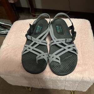 Skechers Women's Reggae Irie Mon Outdoor Lifestyle Strappy Sandals